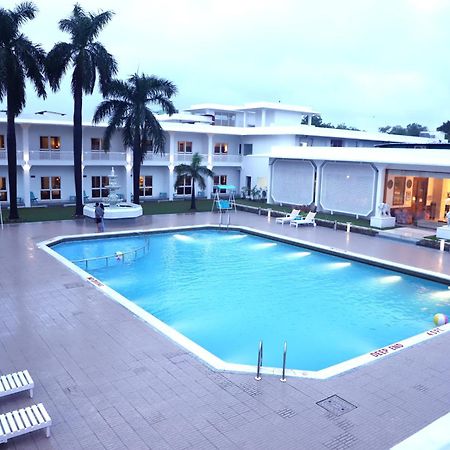 Hotel Chandela Кхаджурахо Экстерьер фото